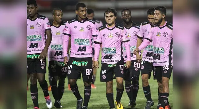 El partido fue muy friccionado por momentos. El partido fue muy friccionado por momentos.