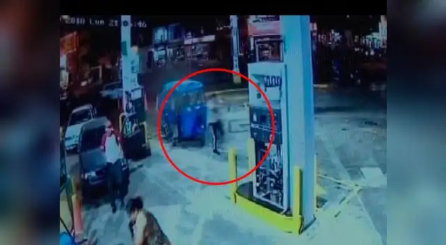 Policía se enfrenta a balazos contra dos delincuentes en Los Olivos