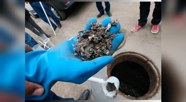 Sedapal inició la campaña “El alcantarillado no es basurero, cuídalo”