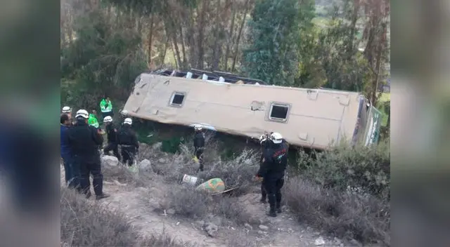 Despiste  de  bus de la empresa Reyna deja 7 muertos