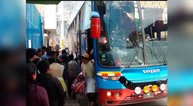 32 pasajeros asaltados en bus interprovincial 32 pasajeros asaltados en bus interprovincial
