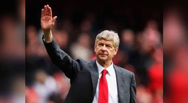 Arsene Wenger deja el Arsenal y le hacen homenaje Arsene Wenger deja el Arsenal y le hacen homenaje