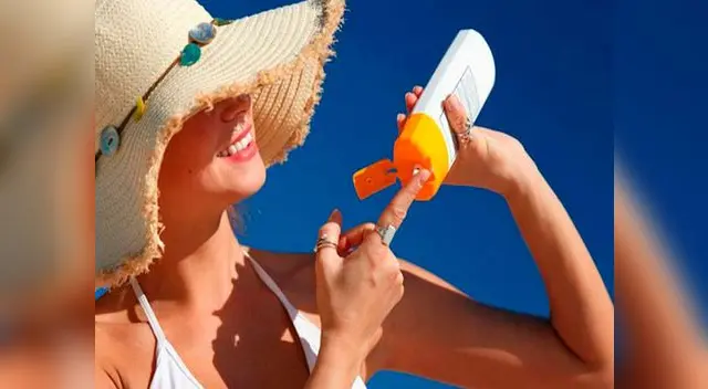 El protector solar debe aplicarse en una capa uniforme y generosa