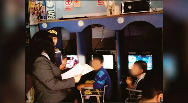 Hermanitos se volvieron adictos a videojuegos en cabina de internet en SJM
