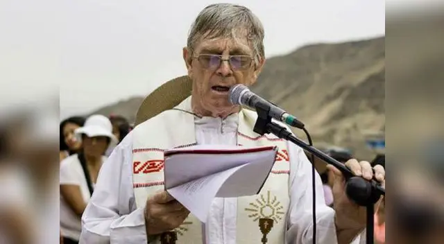 Párroco Gerardo Desmond baleado en SJL  por marcas