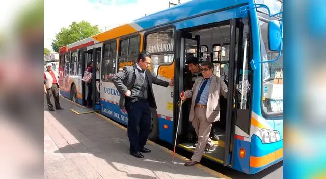 Multarán a transportistas que no respeten pase libre de personas con discapacidad Multarán a transportistas que no respeten pase libre de personas con discapacidad