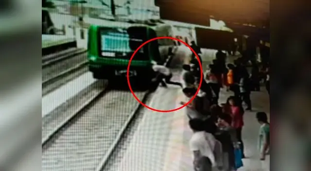 Video confirma que hombre intentó suicidarse al lanzarse a las vías del tren