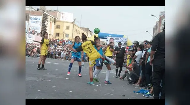 Por primera vez un equipo de mujeres participa en el Mundialito de El Porvenir