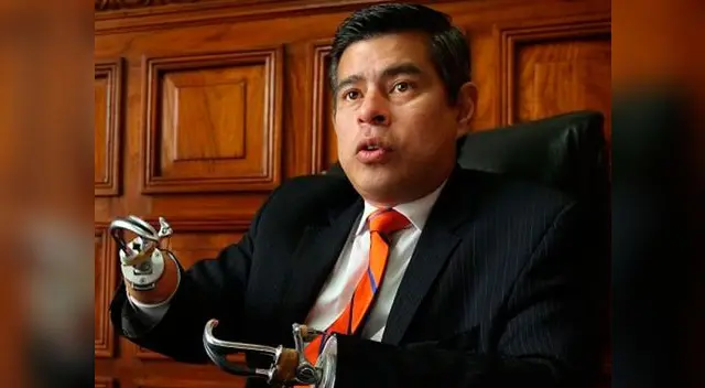 Luis Galarreta se pronuncia en contra del aborto