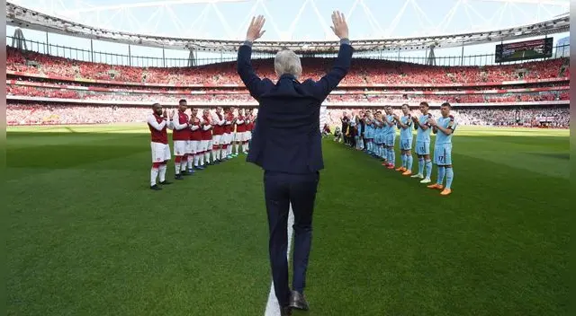 Wenger le dio adiós al Arsenal luego de 22 años de carrera