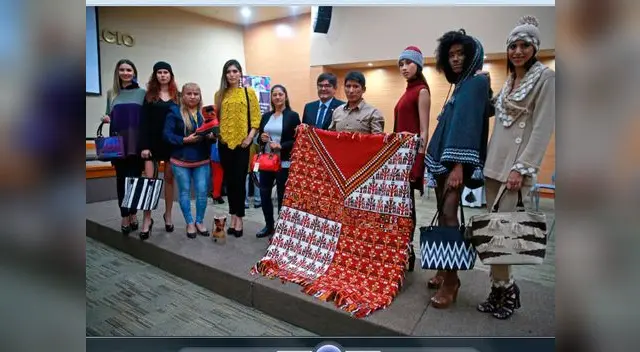 Internas con sus productos llevados a desfile Internas con sus productos llevados a desfile