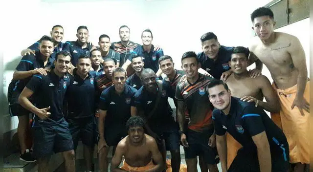 Una postal del César Vallejo tras su victoria en Ica