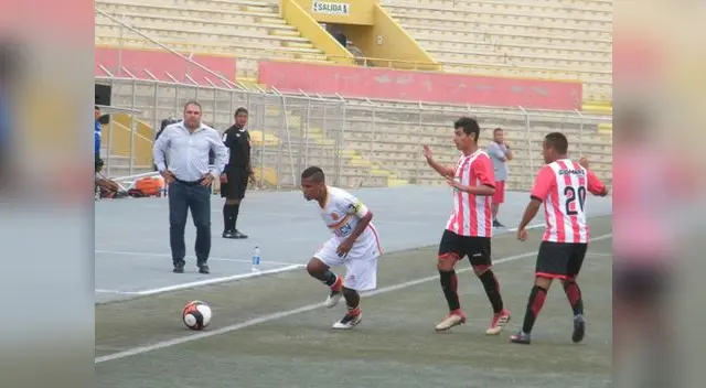 Unión Huaral ganaba 2-0 al Atlético Grau y se dejó empatar al final 2-2 Unión Huaral ganaba 2-0 al Atlético Grau y se dejó empatar al final 2-2