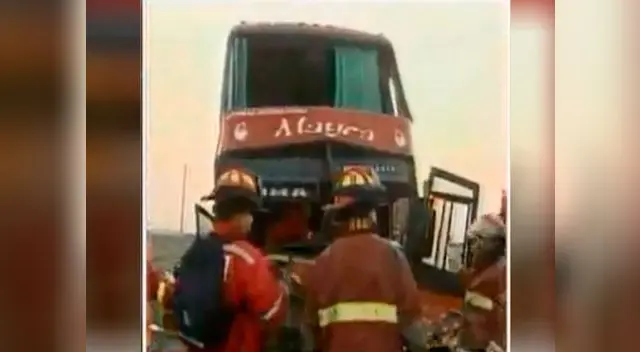 Bus interprovincial se despista con 50 pasajeros a bordo