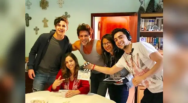 Actor peruano junto a elenco de Like, nueva versión de Rebelde Actor peruano junto a elenco de Like, nueva versión de Rebelde