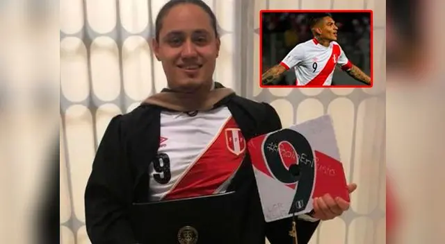 Hincha de la blanquirroja luce camiseta de la selección en su graduación 