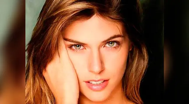 Stephanie Cayo enciende las redes 