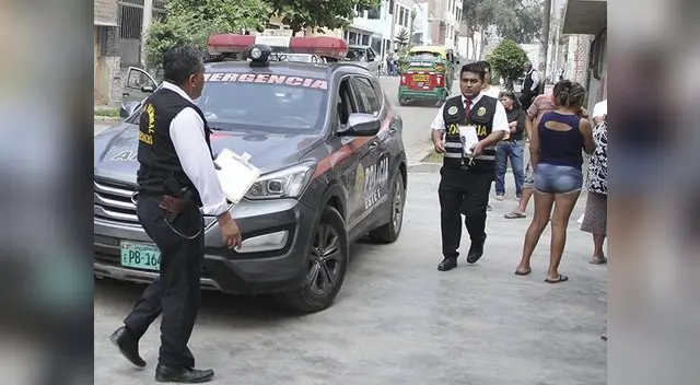 Policía investiga dos asaltos de marcas