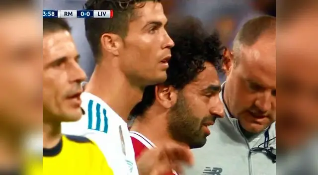 Cristriano Ronaldo intentó consolar a Salah tras su lesión en la final de la Champions League 