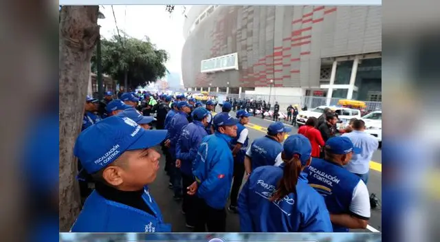 Mil serenos y dos mil policías para el partido Perú-Escocia