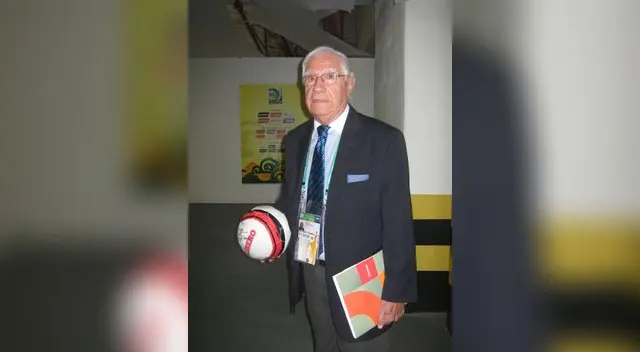 Enrique Macaya Márquez ha estado en quince mundiales Enrique Macaya Márquez ha estado en quince mundiales