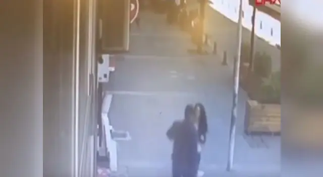 El sujeto recibió terrible golpiza por agredir a su mujer El sujeto recibió terrible golpiza por agredir a su mujer