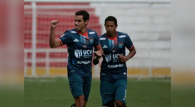 Carlos Orejuela y 'Wally' Sánchez dos importantes jugadores del César Vallejo