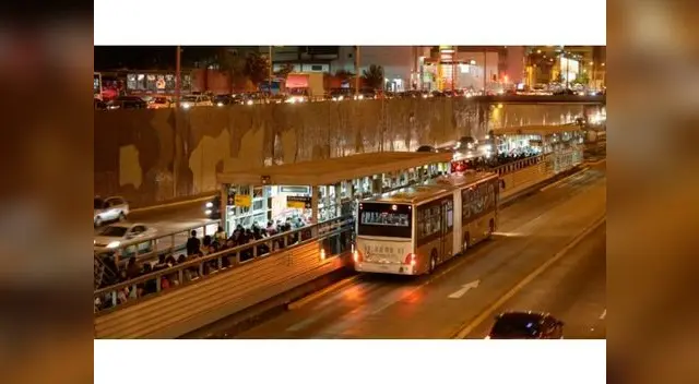 Se reportó un indicio de incendio en bus del Metropolitano Se reportó un indicio de incendio en bus del Metropolitano