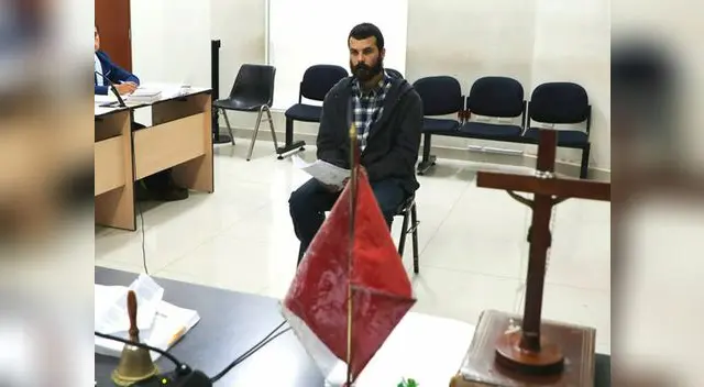 Poder Judicial liberó a psicólogo Patricio Cardama Febres acusado de incendiar patrullero policial