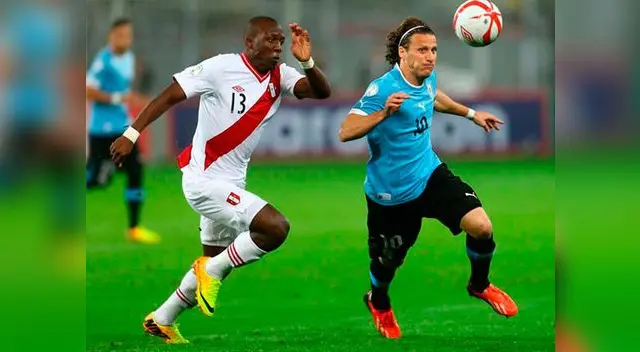 Advíncula es el jugador peruano más rápido del mundo según FIFA