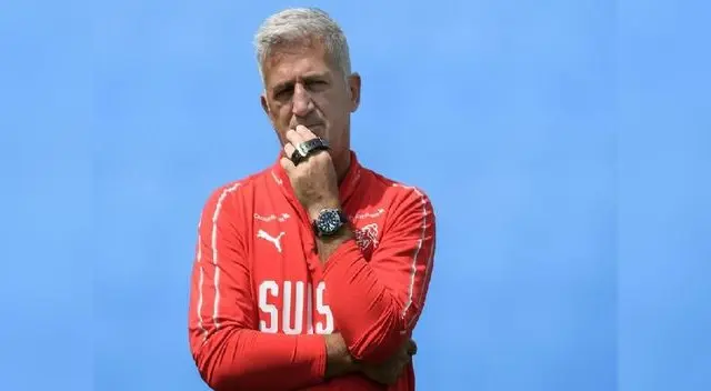 Entrenador de Suiza celebró empate frente a Brasil Entrenador de Suiza celebró empate frente a Brasil