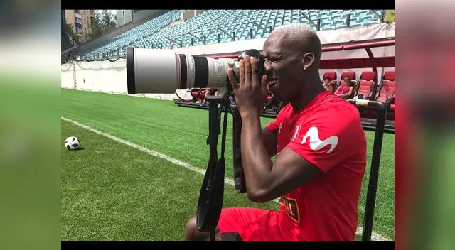Luis Advíncula puso la nota curiosa en las prácticas
