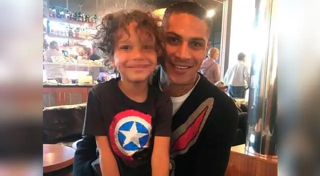 Hijo de Paolo Guerrero celebró el gol de su papá Hijo de Paolo Guerrero celebró el gol de su papá