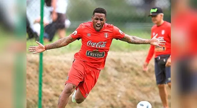 Jefferson Farfán se pronuncia tras triunfo de la Selección Peruana en Rusia 2018 Jefferson Farfán se pronuncia tras triunfo de la Selección Peruana en Rusia 2018