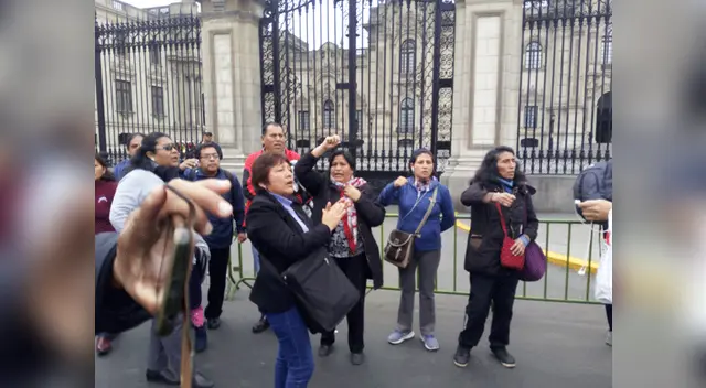 Maestros en huelga piden mesa de dialogo con el presidente Martín Vizcarra y el Minedu
