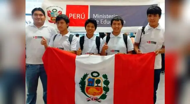 Escolares rumbo a olimpiada de Matemáticas en Rumania Escolares rumbo a olimpiada de Matemáticas en Rumania