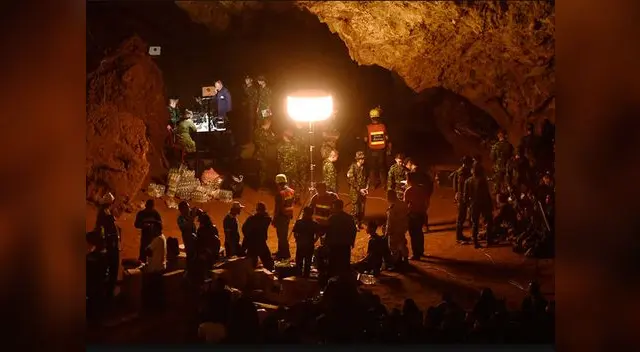 Continúa búsqueda de niños perdidos en cueva en Tailandia