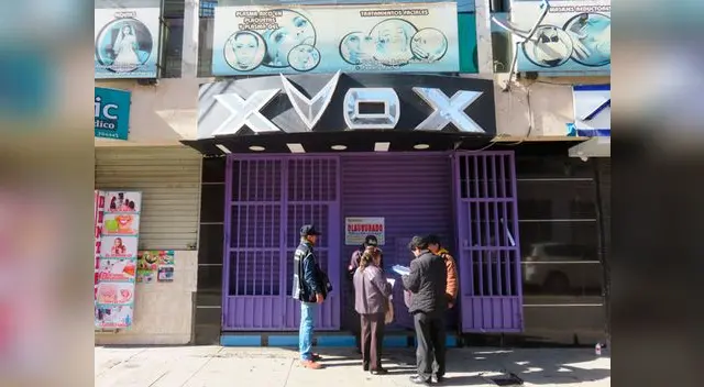 Cierran discotecas por infringir normas ediles Cierran discotecas por infringir normas ediles