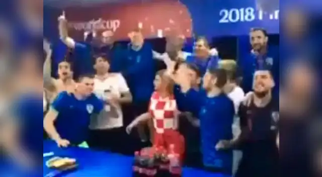 Presidenta de Croacia celebró triunfo en Rusia 2018