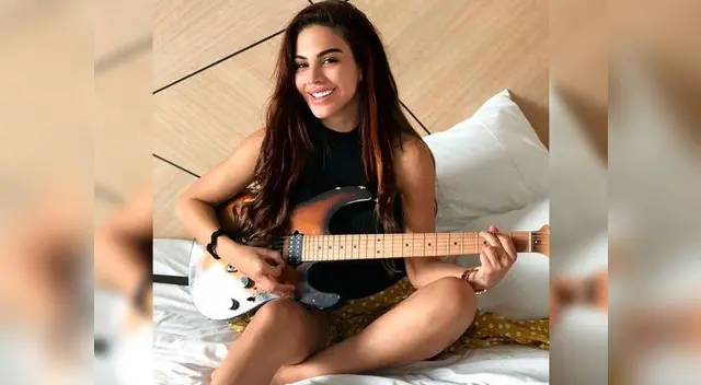 Stephanie Valenzuela sorprendió a sus fans cantando en varios idiomas Stephanie Valenzuela sorprendió a sus fans cantando en varios idiomas Stephanie Valenzuela sorprendió a sus fans cantando en varios idiomas Stephanie Valenzuela sorprendió a sus fans cantando en varios idiomas