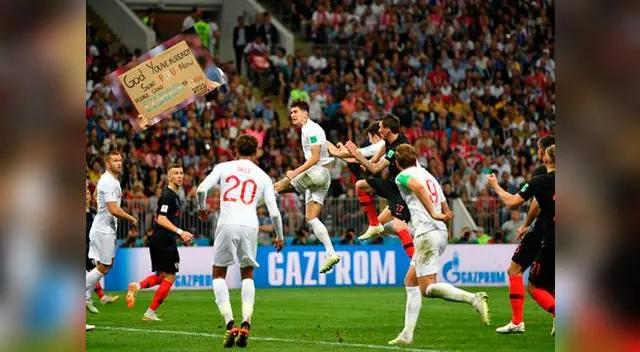 Curioso mensaje de hincha de El Salvador en el partido Croacia vs. Inglaterra Curioso mensaje de hincha de El Salvador en el partido Croacia vs. Inglaterra