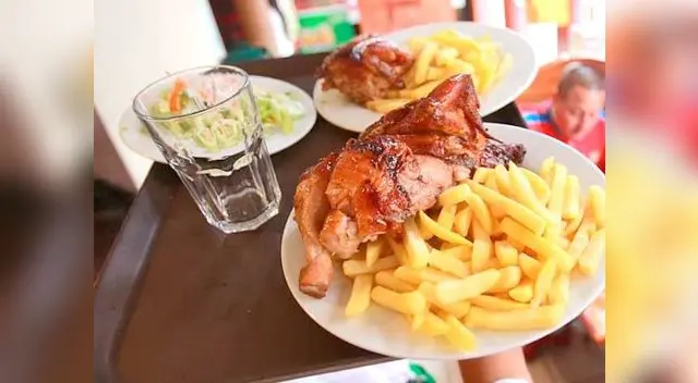 Si eres peruano, sabes que nunca debe faltar en tu mesa tu rico pollo a la brasa Si eres peruano, sabes que nunca debe faltar en tu mesa tu rico pollo a la brasa