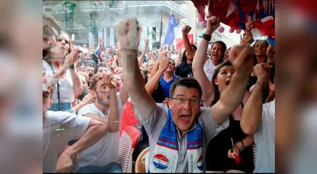 Hinchas galos estallaron en júbilo con el triunfo de su selección