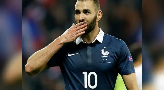 Karim Benzema felicitó a Francia en su cuenta de Twitter 