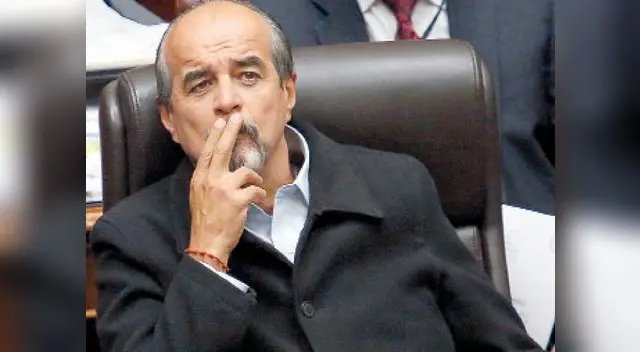 Congresista Mauricio Mulder involucrado en los audios del CNM 