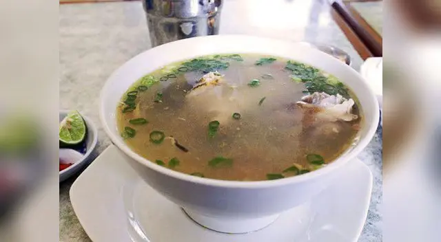 El chilcano un caldo muy consumido en la costa norte del Perú y se prepara principalmente con la cabeza del pescado bonito  El chilcano un caldo muy consumido en la costa norte del Perú y se prepara principalmente con la cabeza del pescado bonito