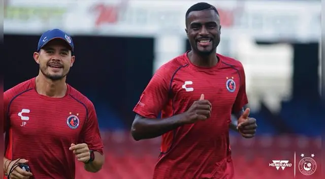 Christian Ramos en su segundo día de entrenamiento. Se habla de una oferta de Arabia. FOTO: Facebook club