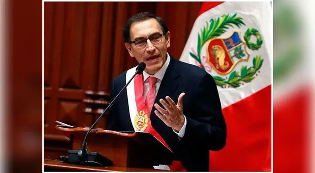 Martín Vizcarra consultará a la ciudadanía la no reeleción de los Congresistas