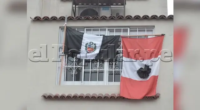 Vecinos de la Av. Brasil decidieron colocar banderas así como señal de protesta Vecinos de la Av. Brasil decidieron colocar banderas así como señal de protesta