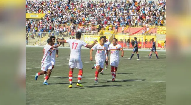 Festejo del Atlético Grau por el gol anotado al Cienciano. FOTO: Roberto Saavedra